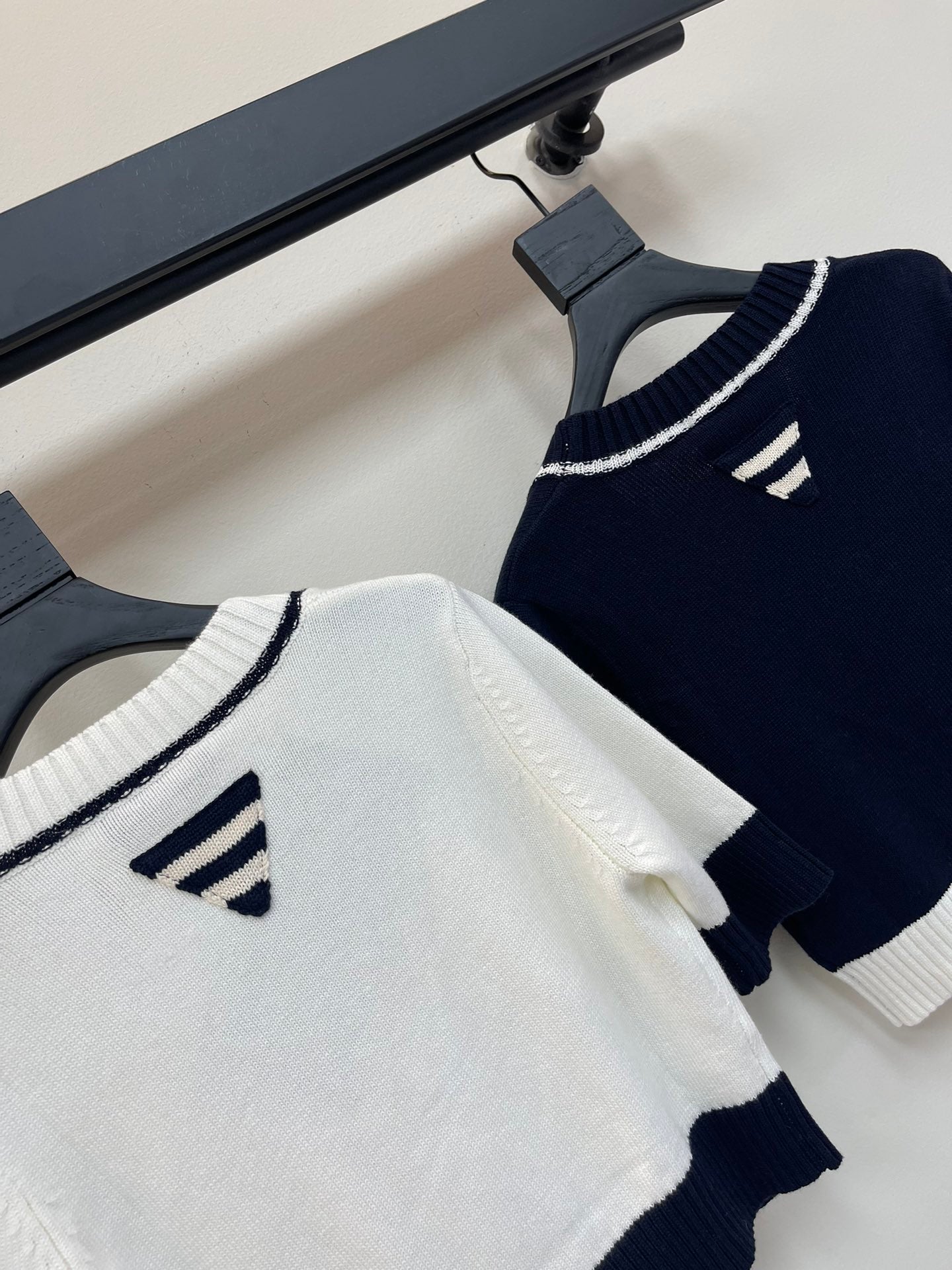 25SS Color blocking knitted cardigan