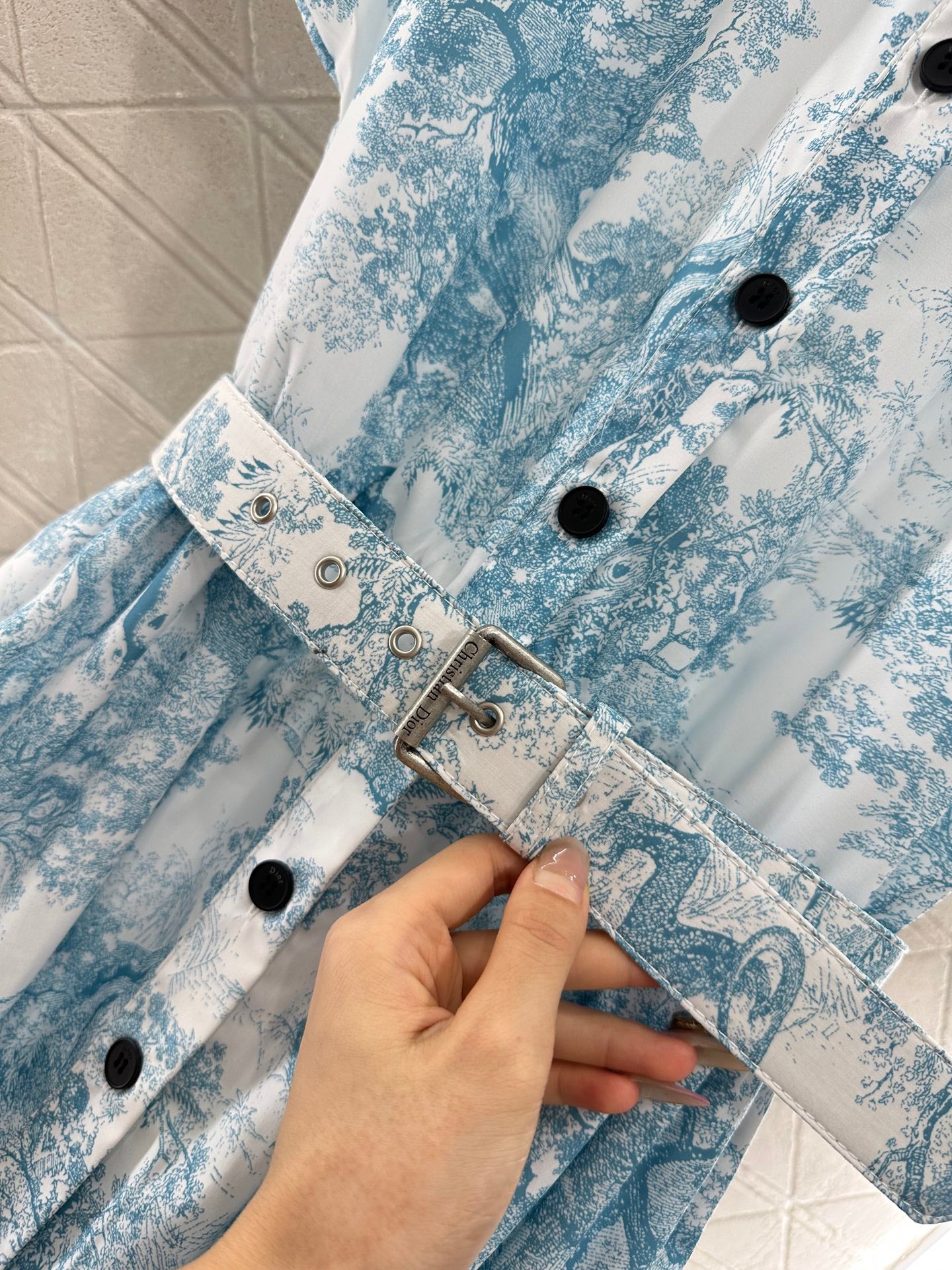 Flip collar short sleeved printed dress