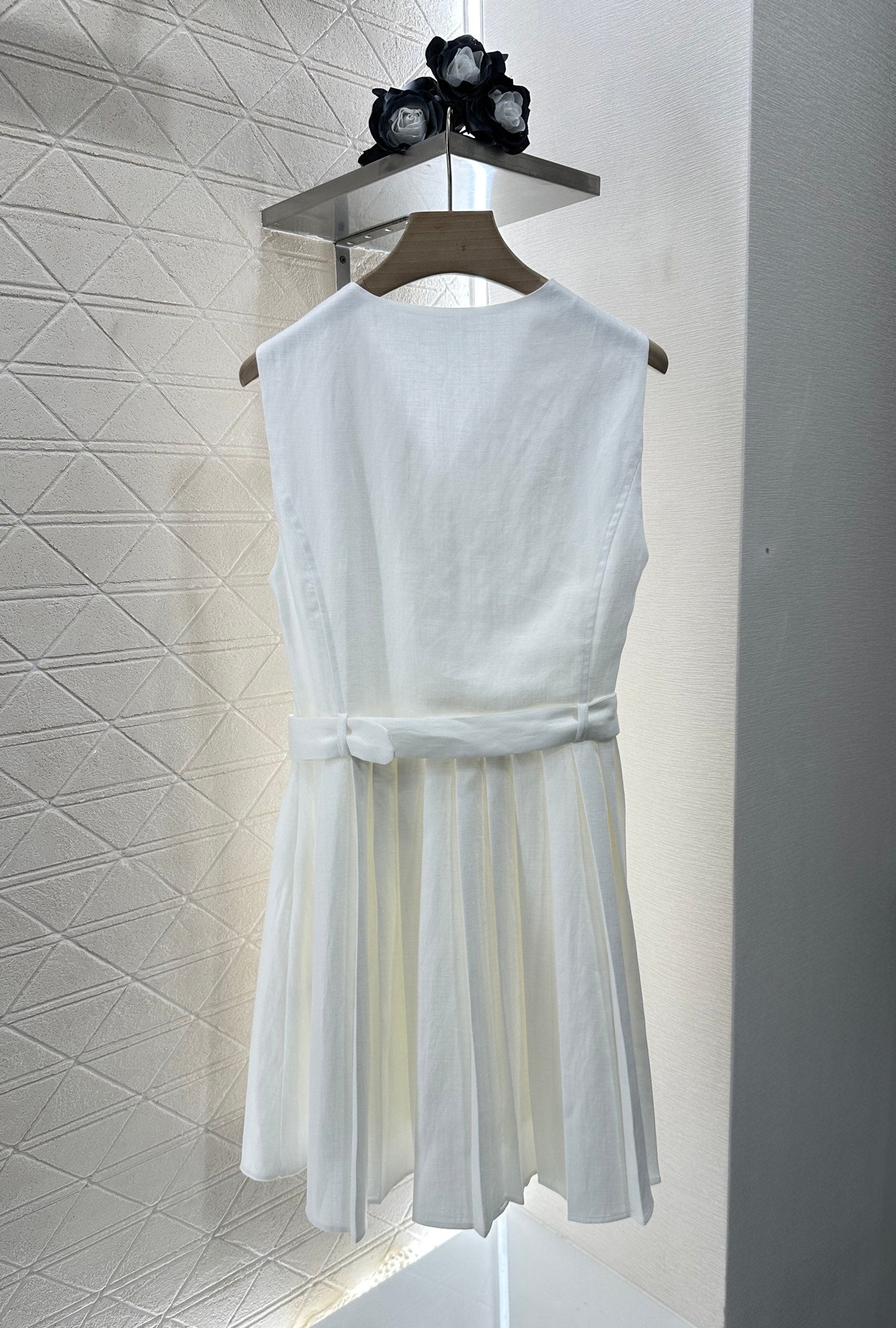 25ss Belt pleated vest skirt
