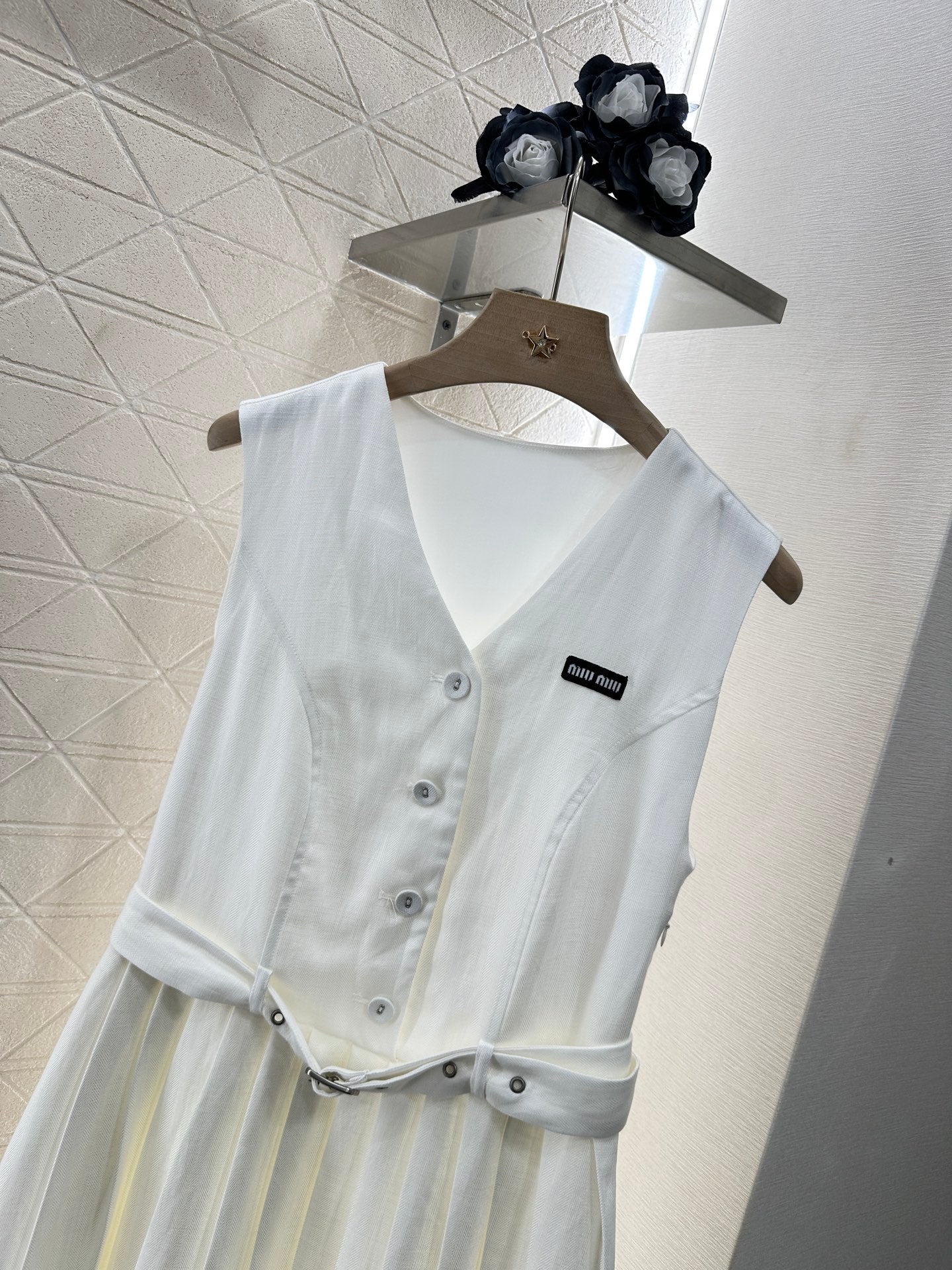 25ss Belt pleated vest skirt