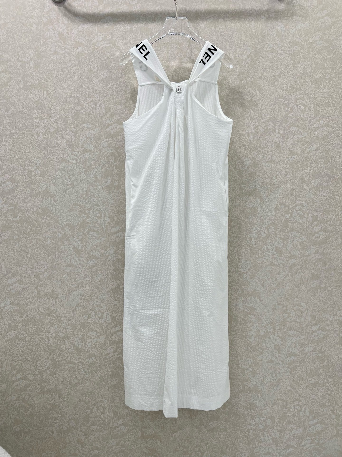 25 new vintage dresses
