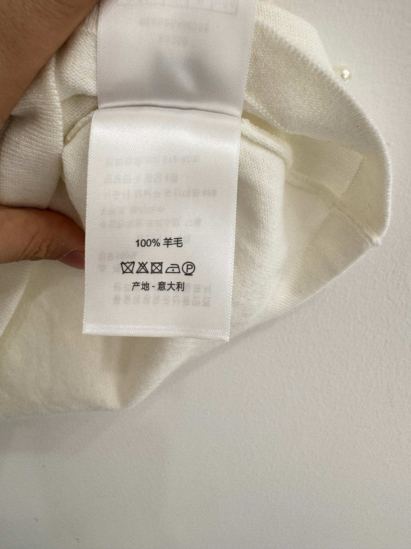 25fw Pearl sleeveless vest