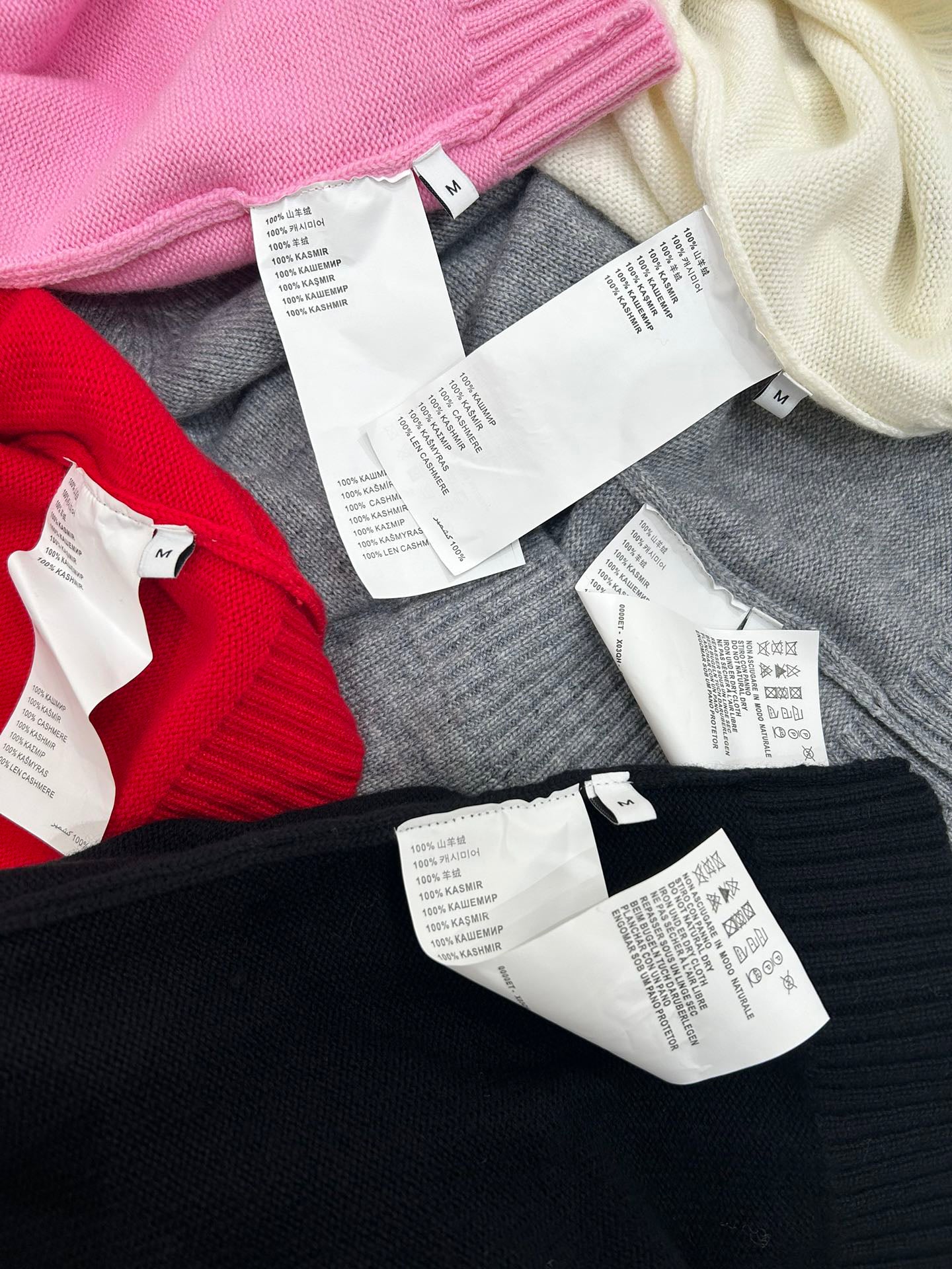 Wool short sweater