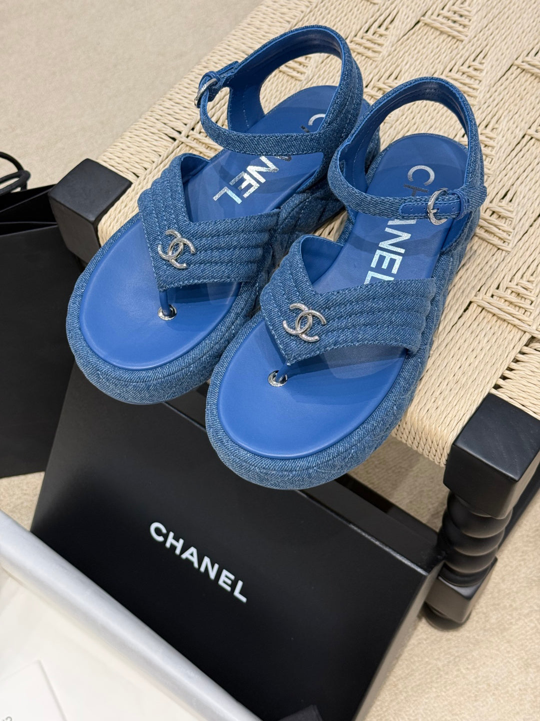 C 25 Vacation Collection Sandals