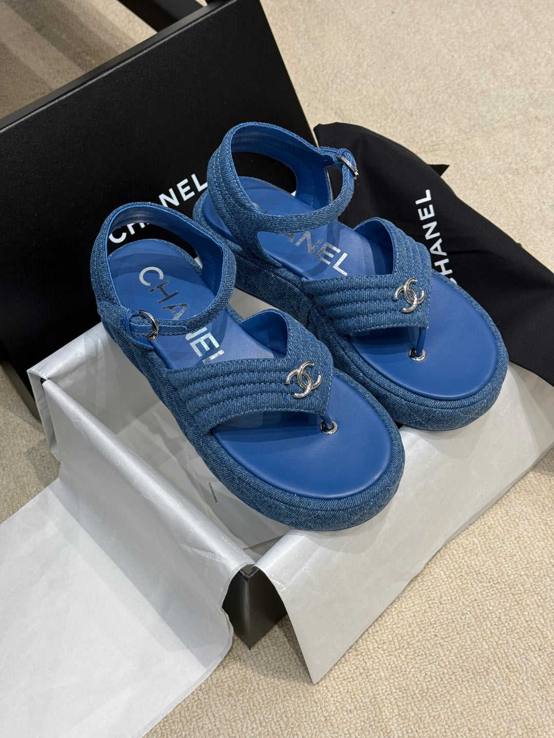 C 25 Vacation Collection Sandals