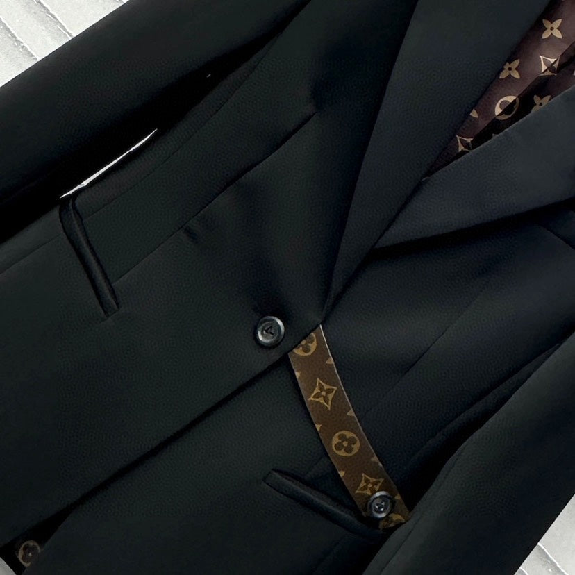 Lapel belted suit jacket