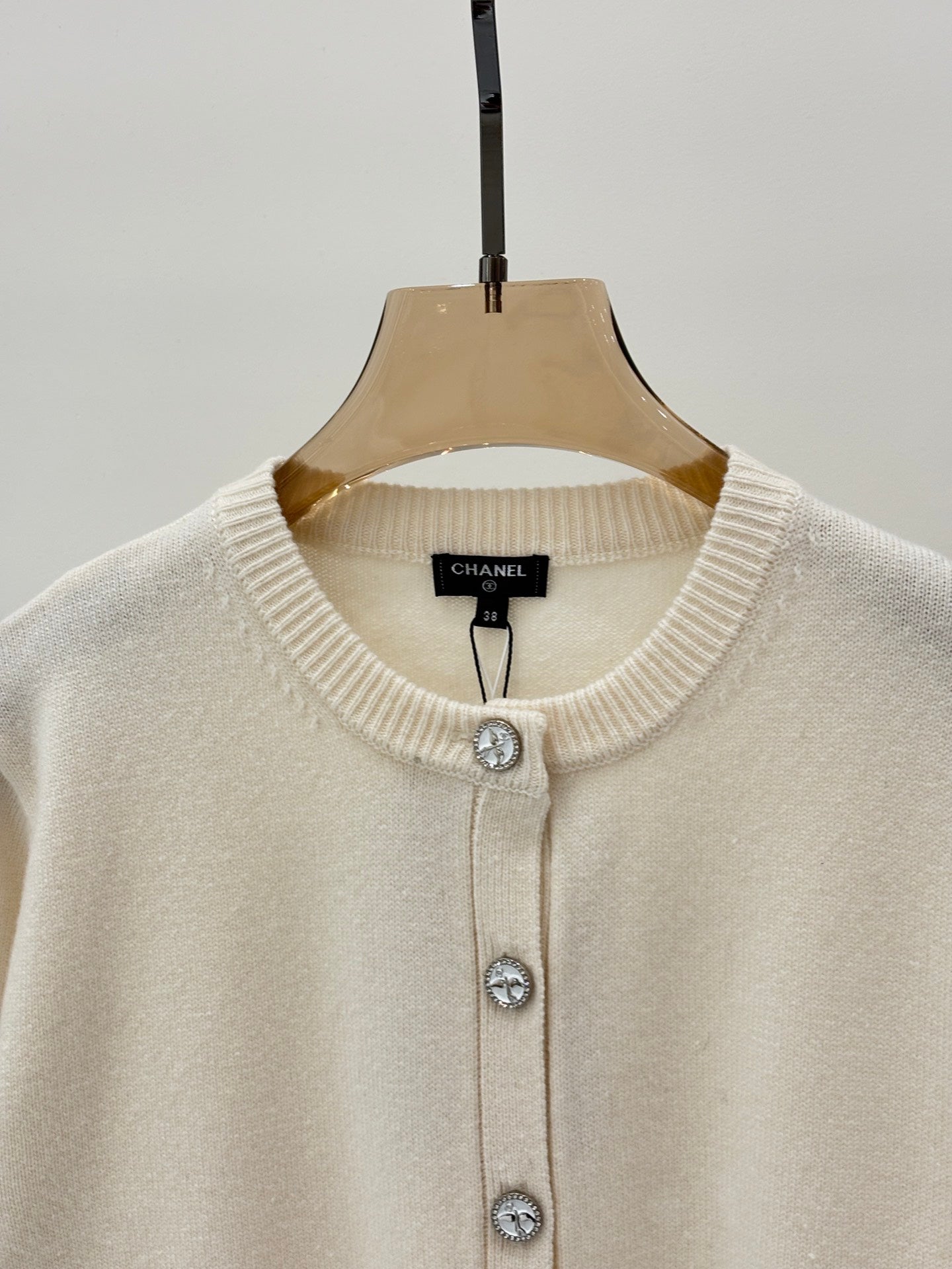 25 Cashmere cardigan