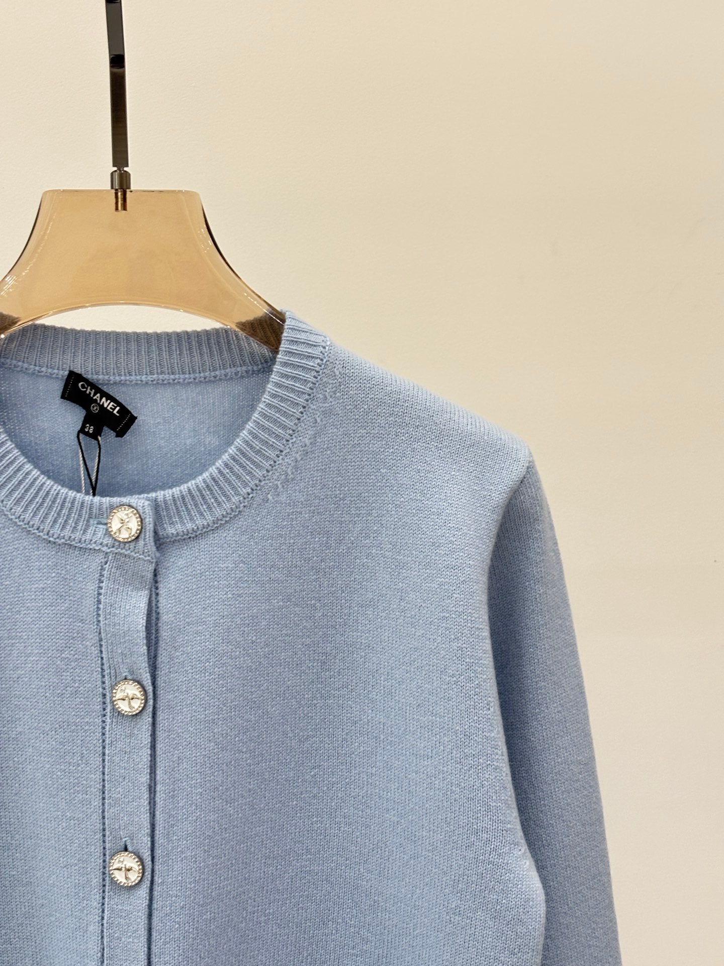 25 Cashmere cardigan