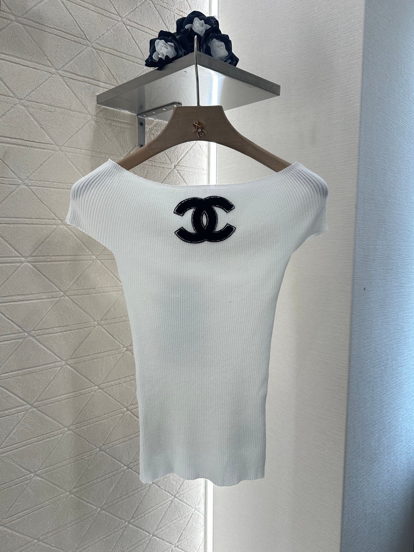 25 New Arrival One Shoulder Knit Top