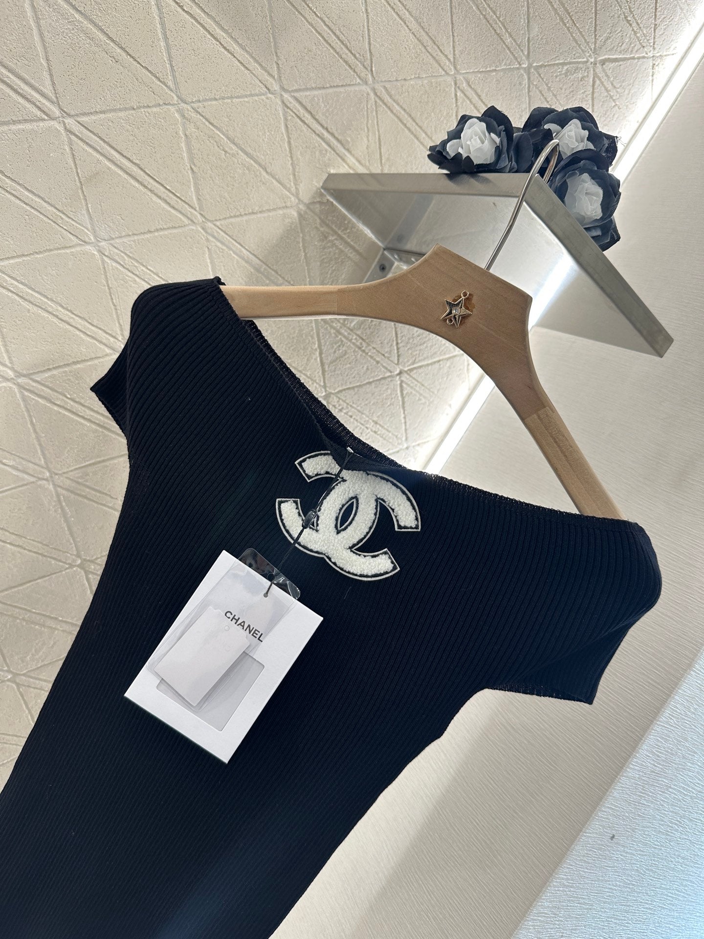 25 New Arrival One Shoulder Knit Top