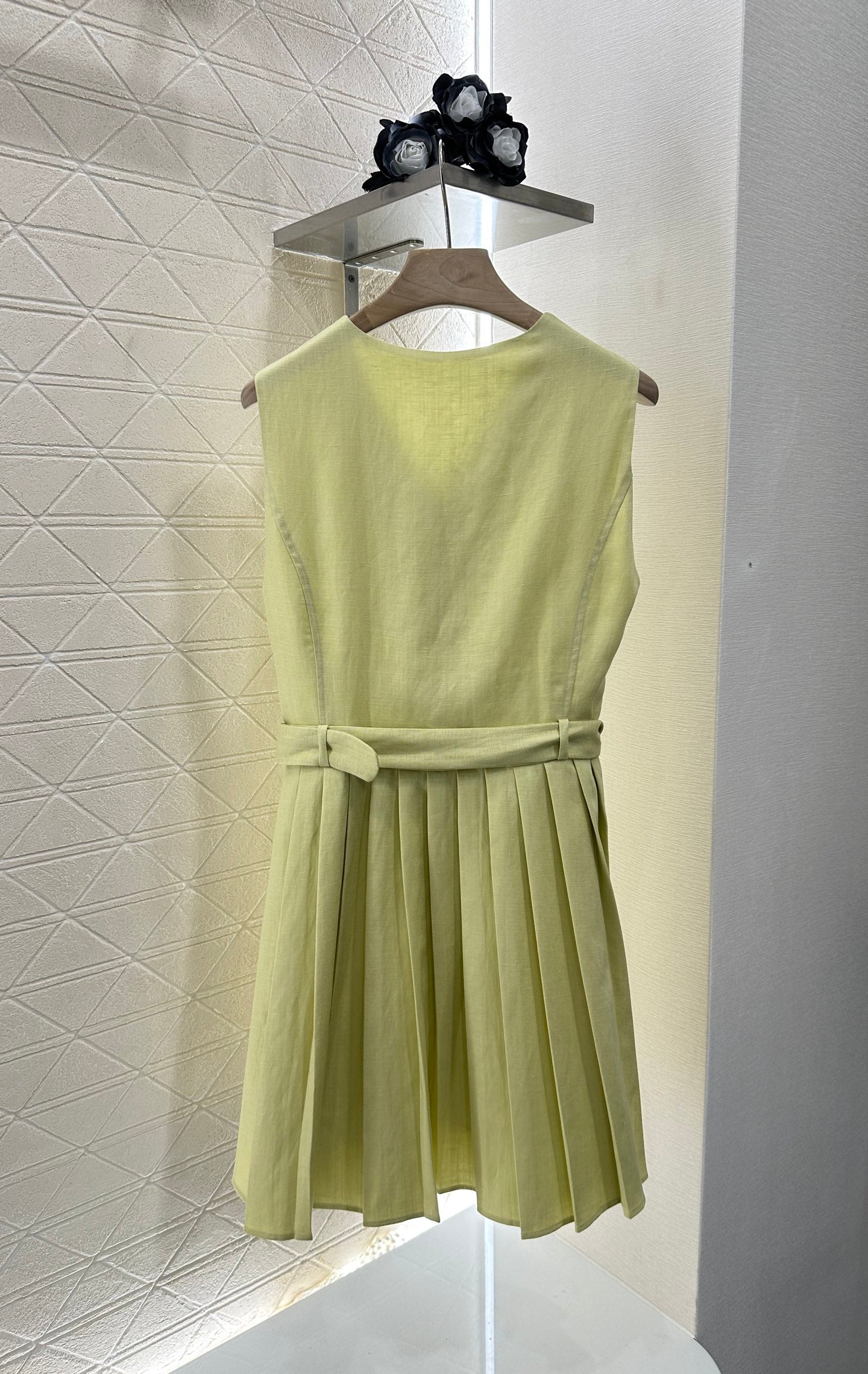 25ss Belt pleated vest skirt