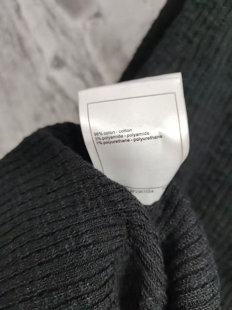 C 25 Crew neck logo button down short sleeve knit half cardigan