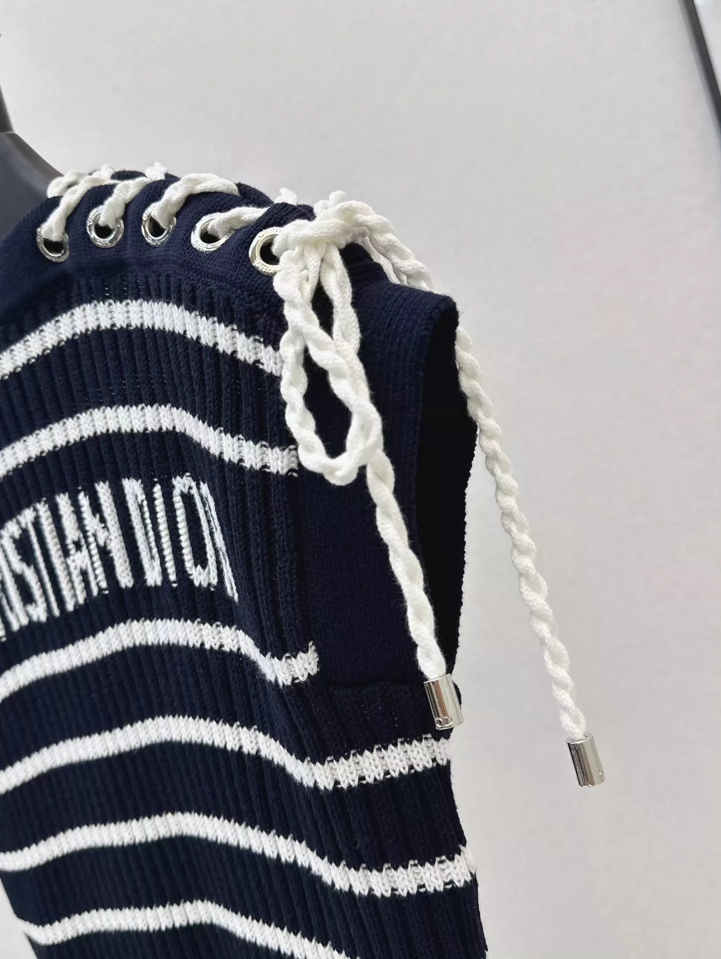 25SS Striped knitted top