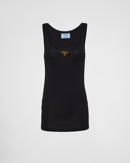 Classic triangle vest