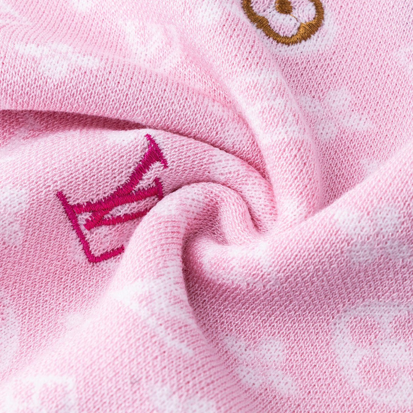 25 Knitted Embroidered Short Sleeve
