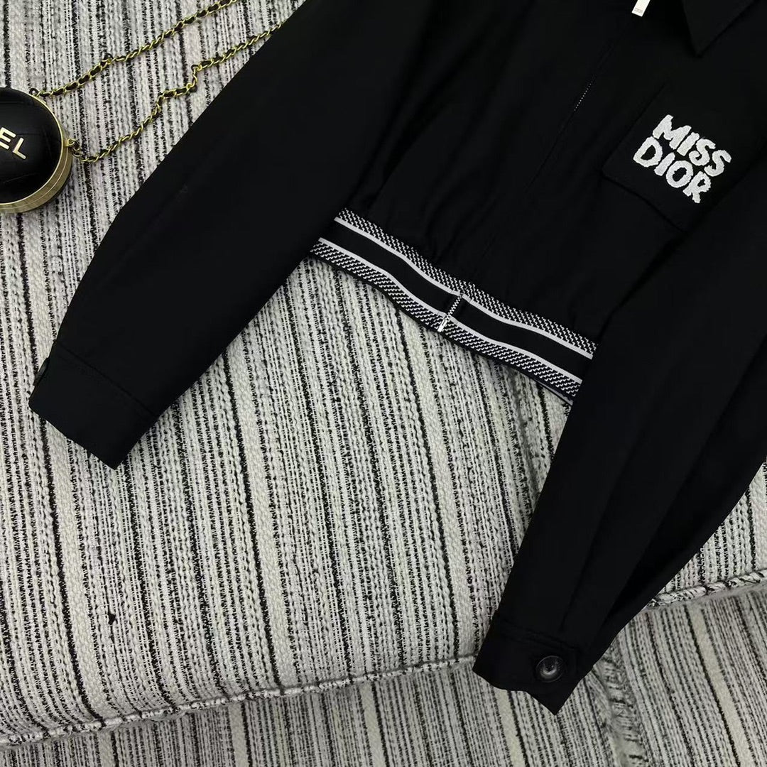 Lapel short jacket with letter web elastic waist pleated skirt suit