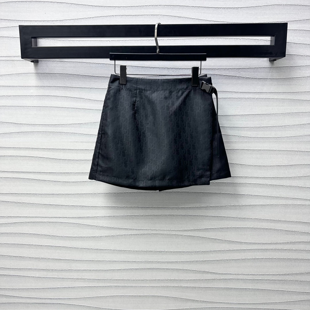 jacquard storm shorts