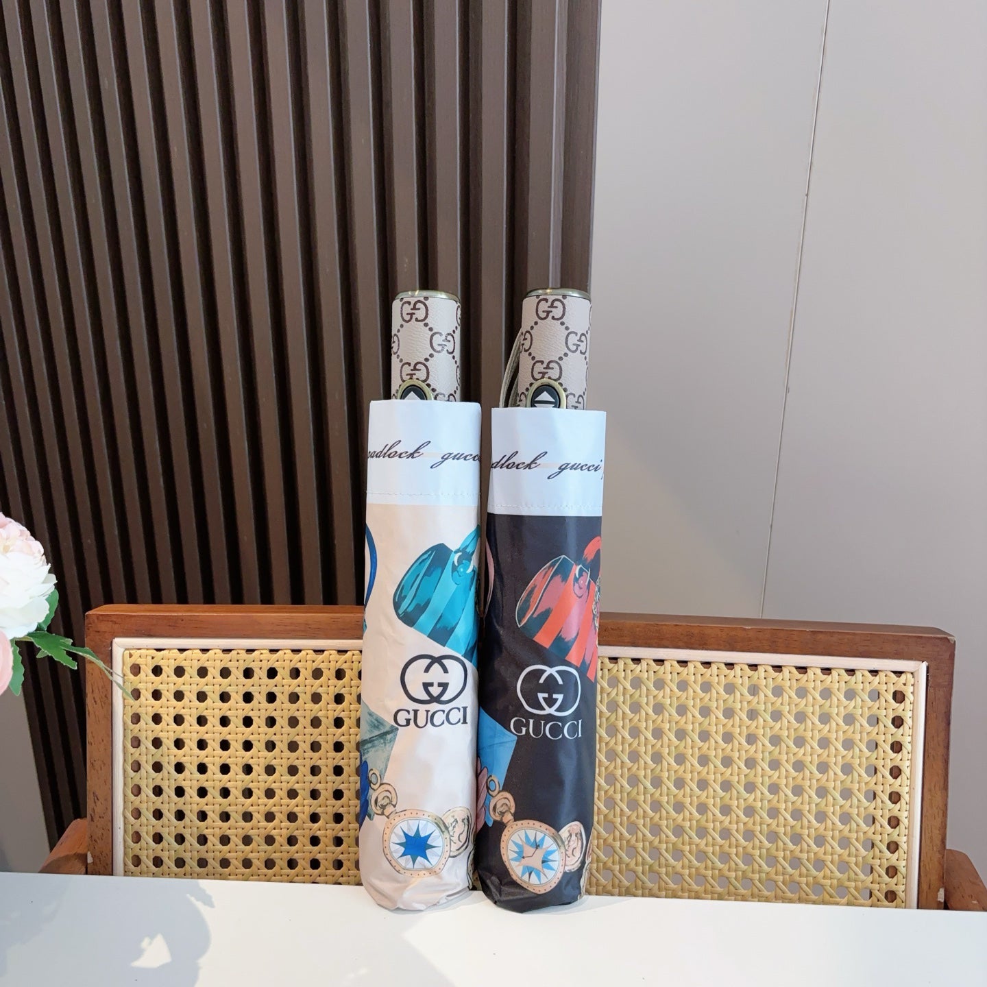 G Three-fold automatic folding umbrella