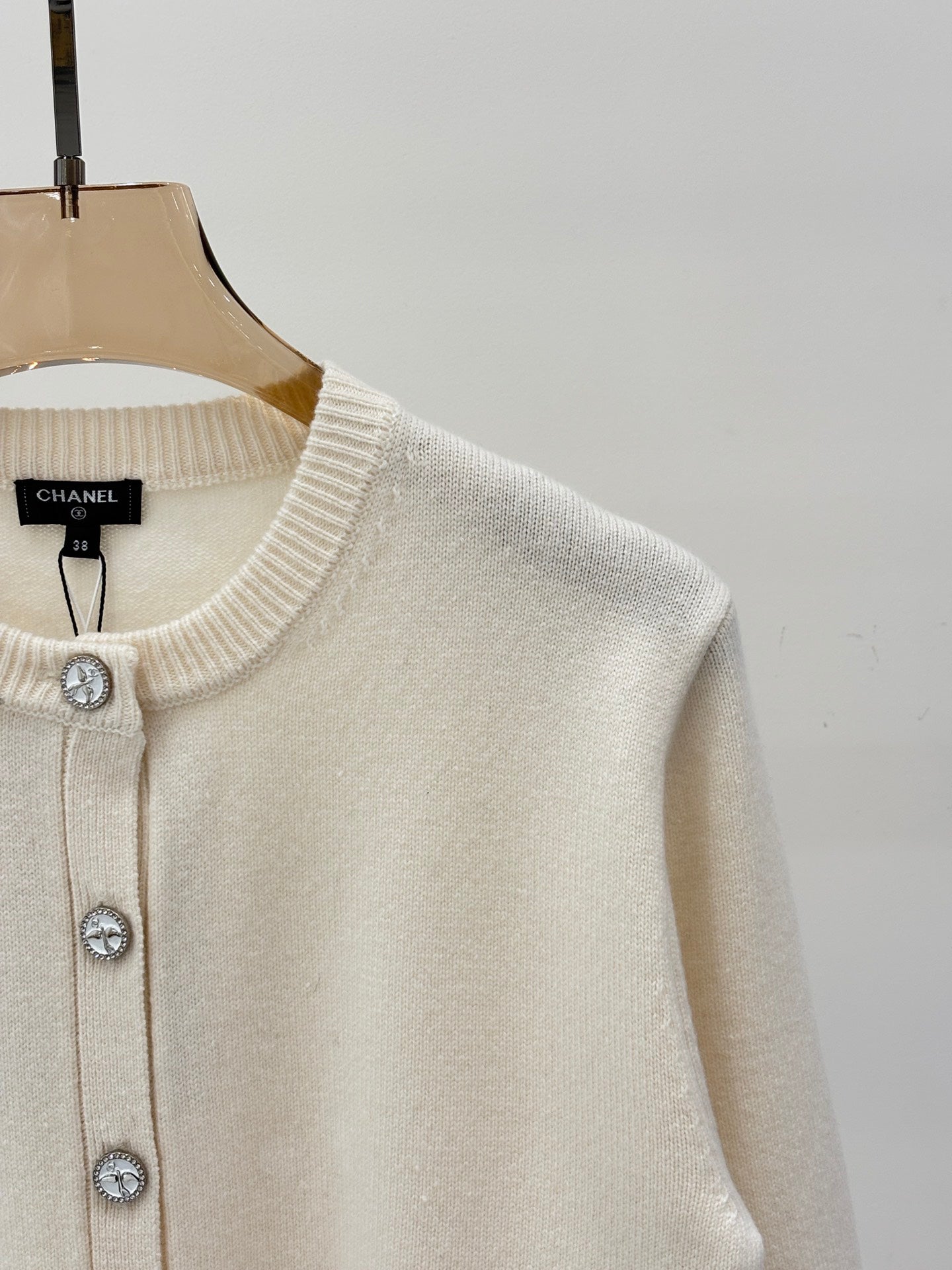 25 Cashmere cardigan