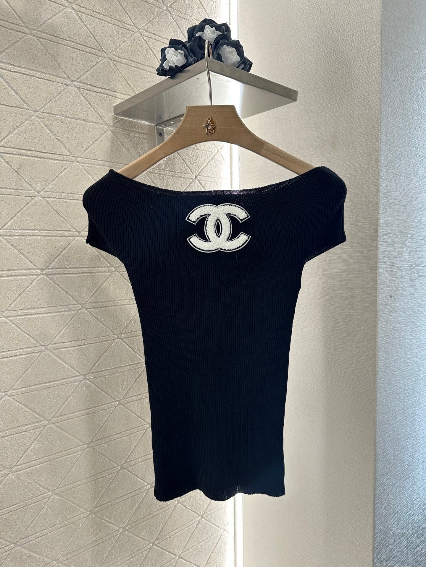 25 New Arrival One Shoulder Knit Top