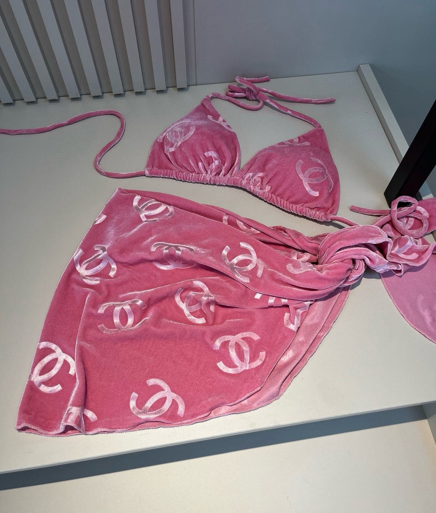 C 25 Corduroy Classic Bikini Three-Piece Set