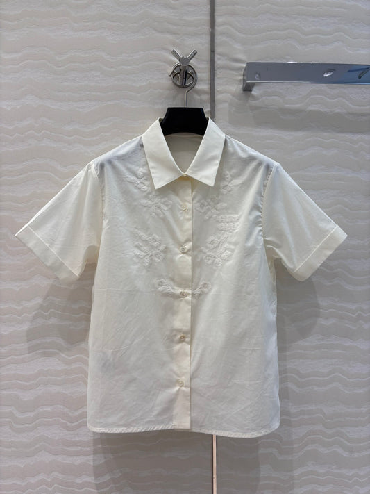 Intellectual Molecular College Style Positioning Embroidered Small Flower Shirt