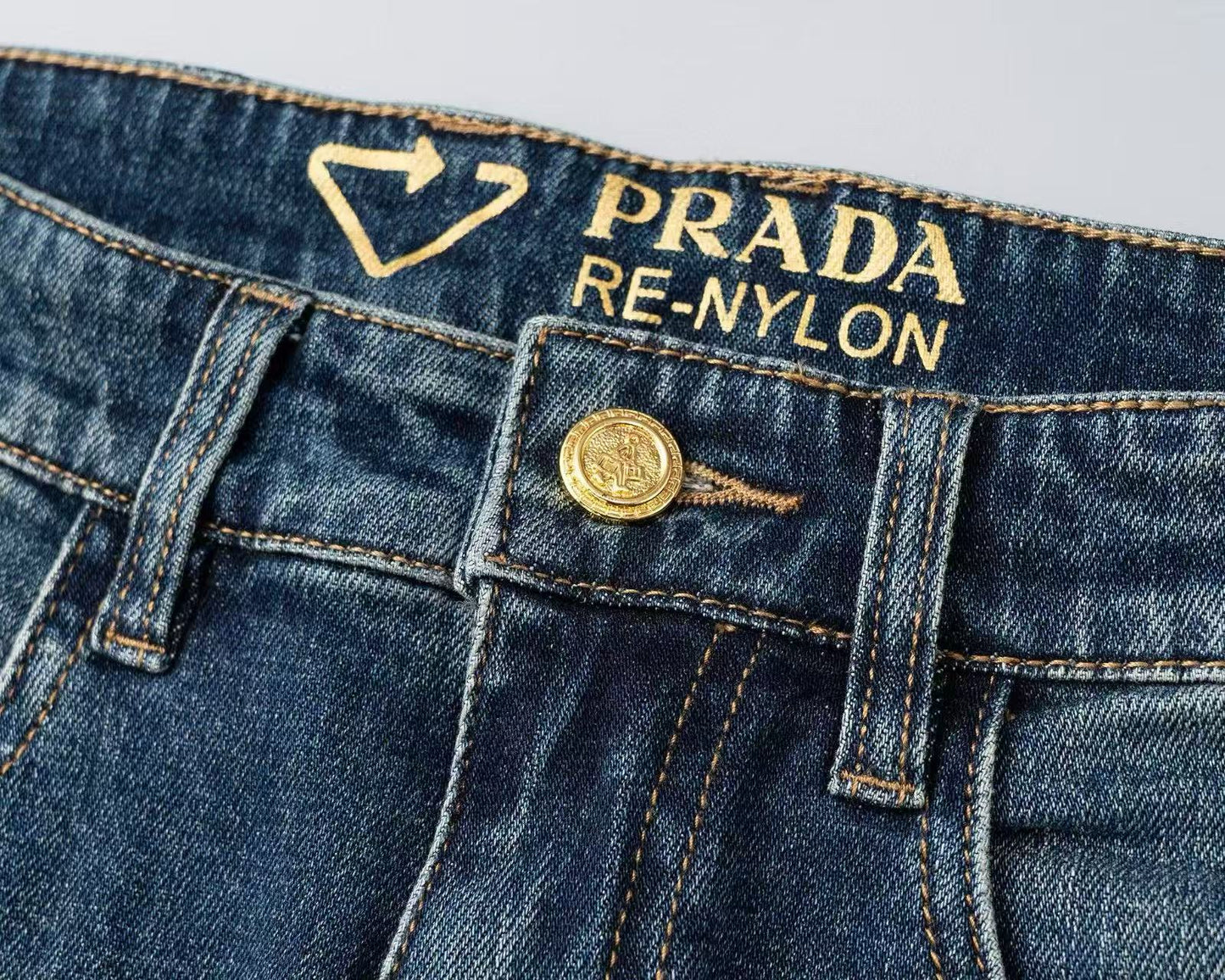 Latest single-breasted skinny jeans