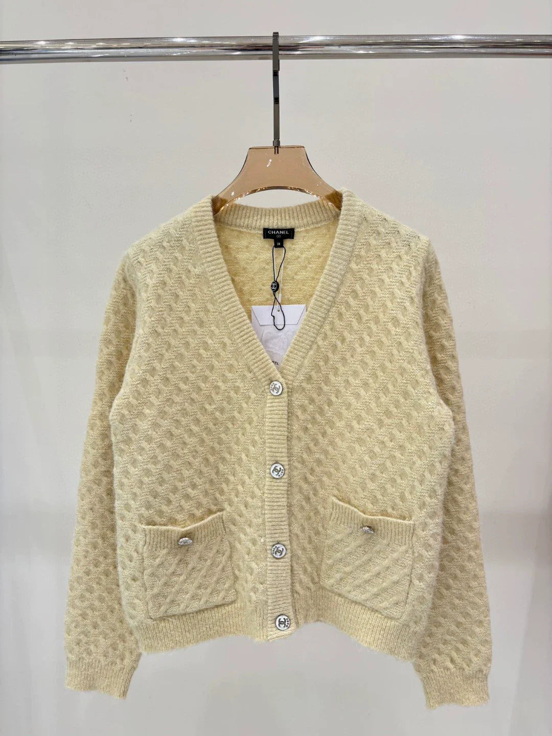 C 25 Spring and Summer new V-neck letter logo white intarsia button knitted cardigan