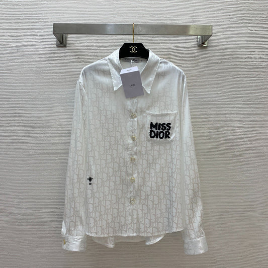 D 25  Lapel long sleeve shirt