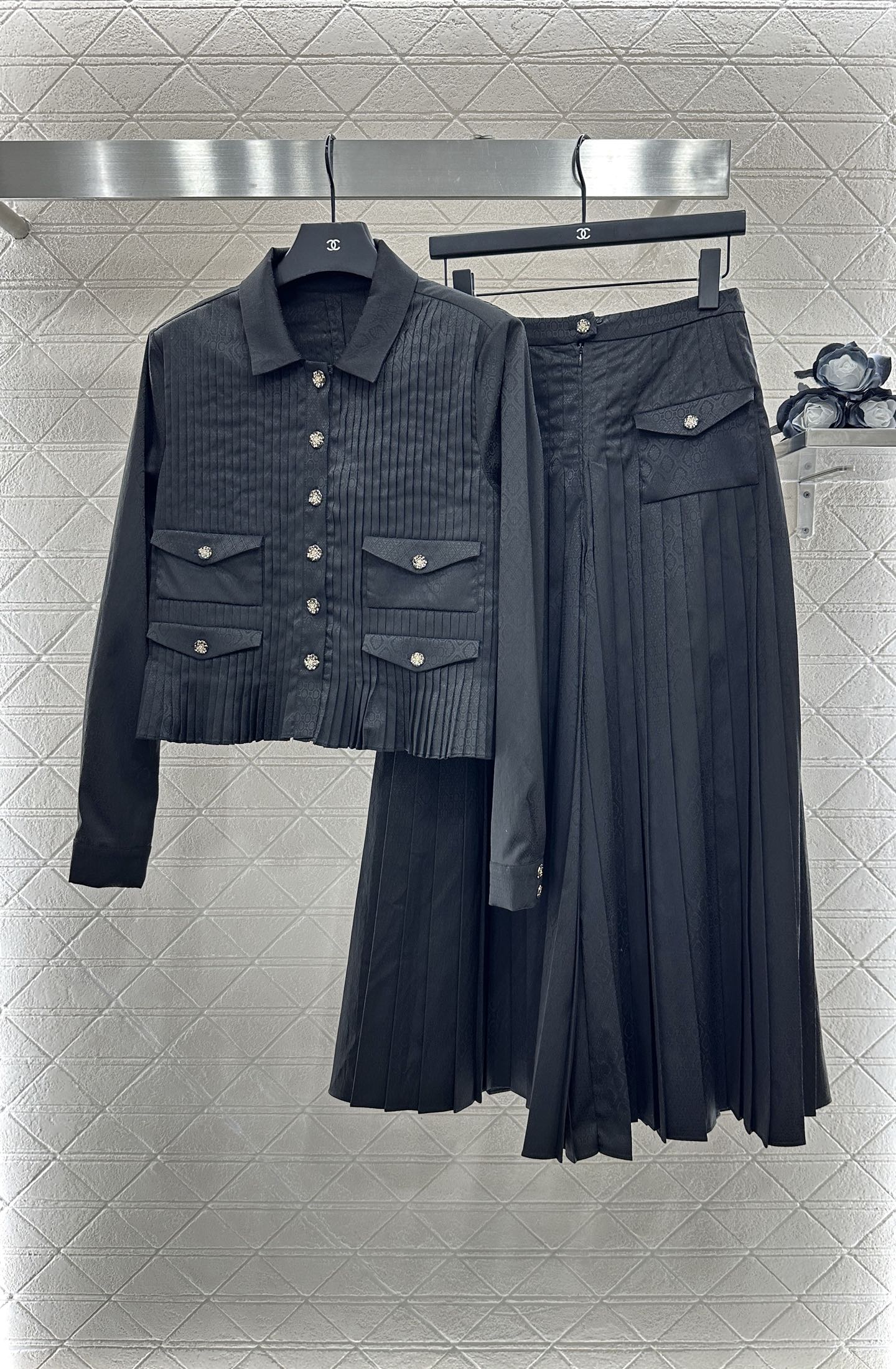 2025 New Arrival Long-sleeved shirt and culottes set